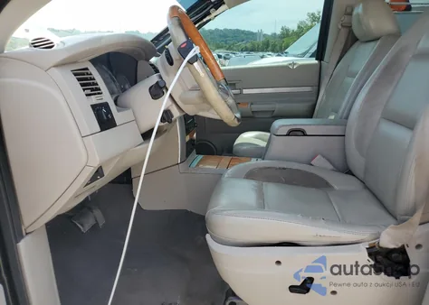 2008 Chrysler Aspen Limited z USA, uszkodzony, nr VIN 1A8HW58248F143572